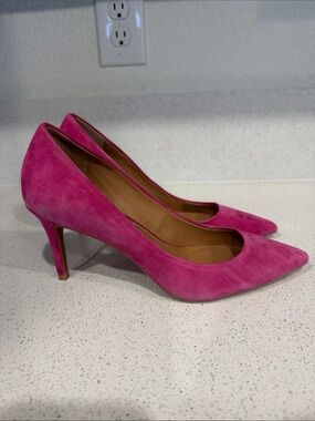 Calvin Klein Fuchsia Suede Pointed-Toe Pumps